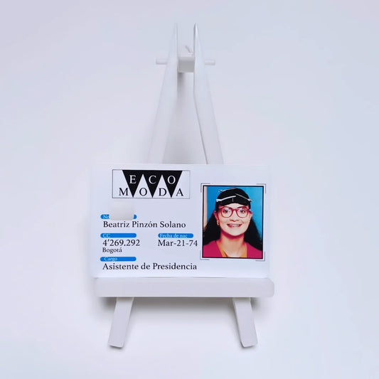 Sticker Vinilo diseño Betty la Fea