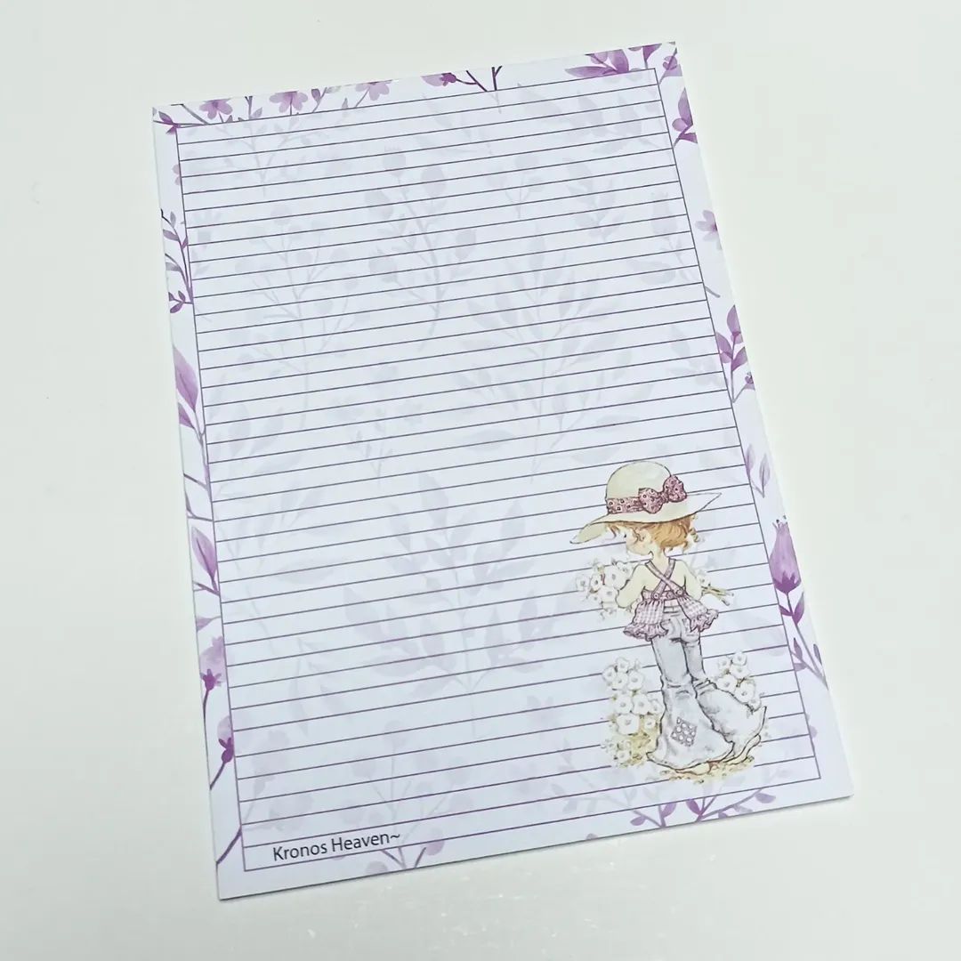 Esquelario Sarah Flores Moradas